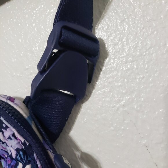 Vera Bradley Belt Bag - Picture 7 of 11